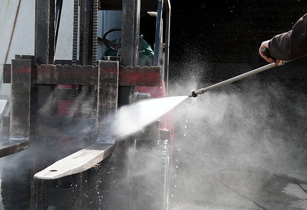 Fence Pressure Washing in Bell, CA